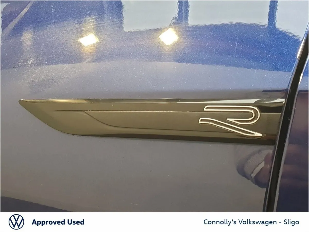 Volkswagen Golf Hatchback, Petrol, 2024, Blue