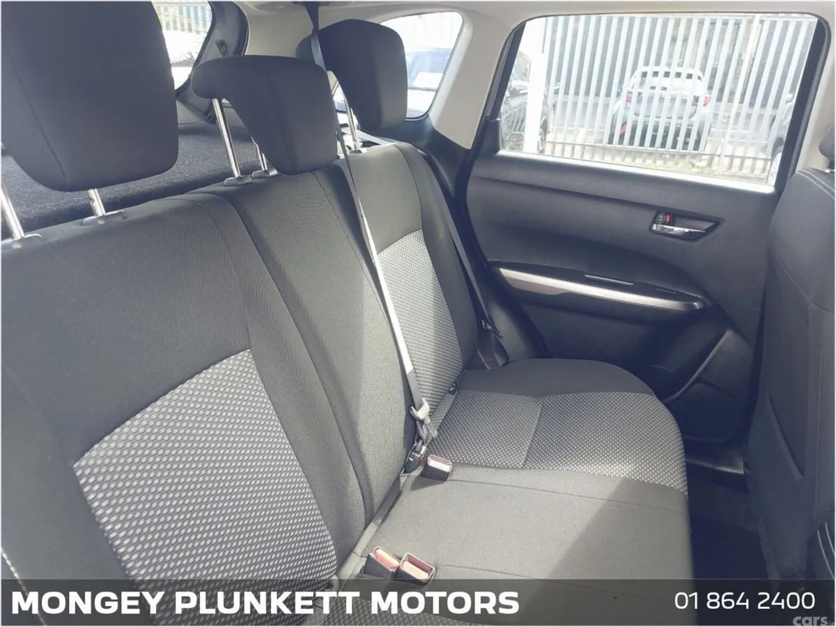 Suzuki Vitara SUV, Petrol, 2024, Grey