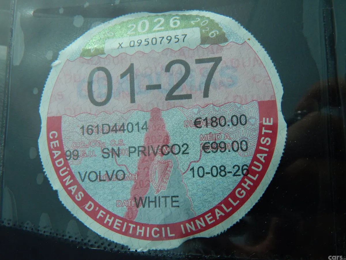 Volvo V40 Hatchback, Diesel, 2016, White