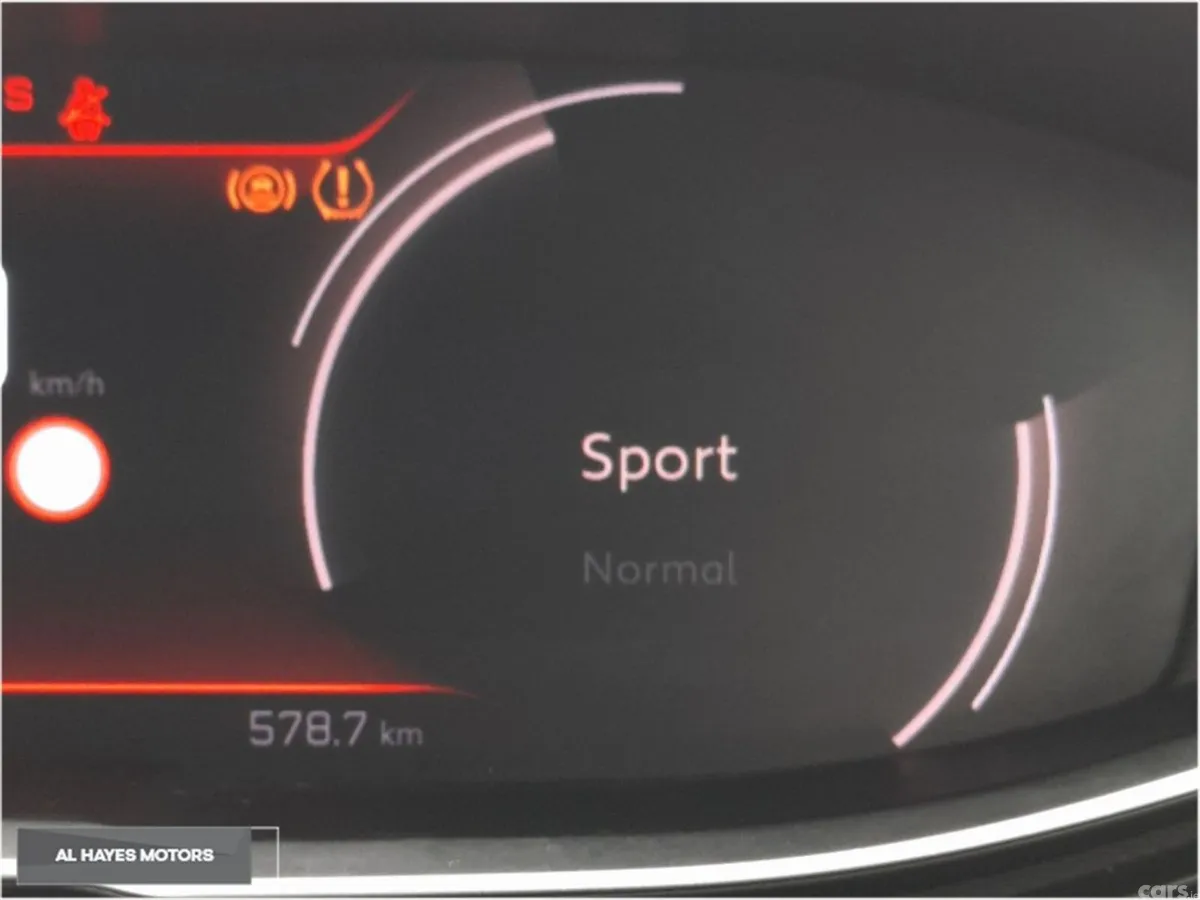 Peugeot 5008 MPV, Diesel, 2024, White