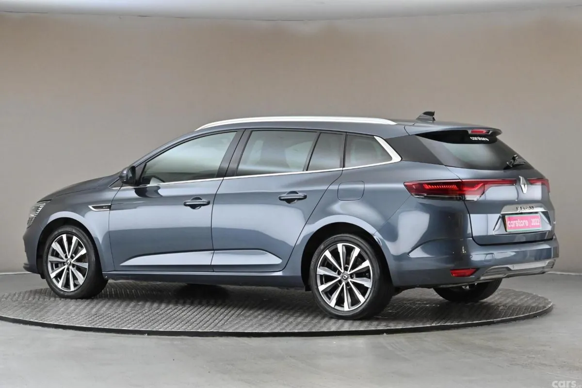Renault Megane Estate, Petrol Plug-in Hybrid, 2022, Grey