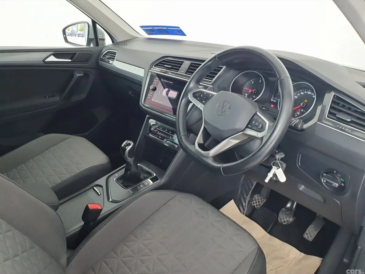 Volkswagen Tiguan SUV, Diesel, 2023, Grey