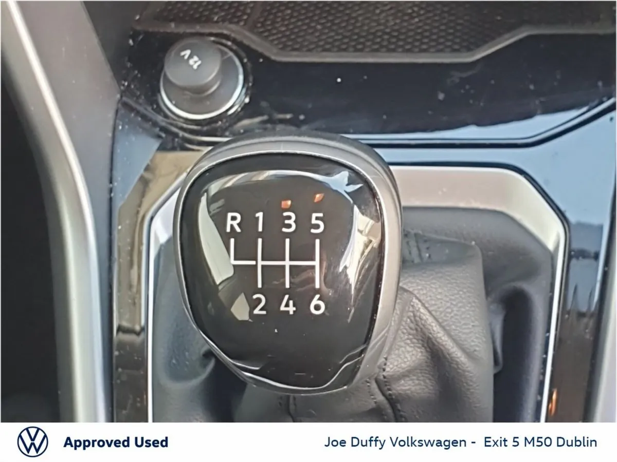 Volkswagen T-Roc SUV, Petrol, 2023, Grey