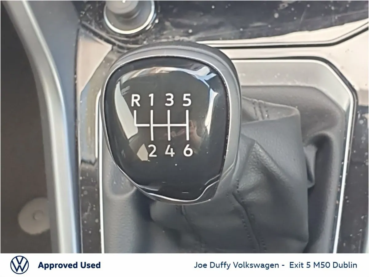Volkswagen T-Roc SUV, Petrol, 2023, Grey