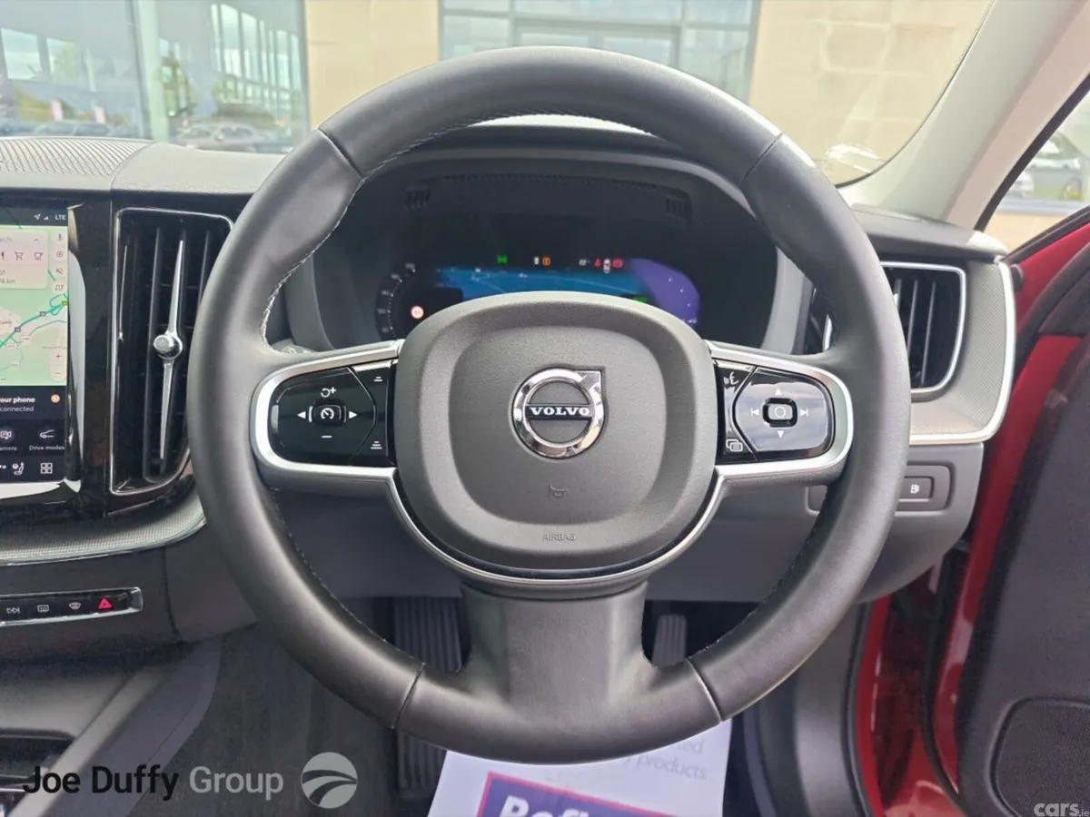 Volvo XC60 SUV, Petrol Hybrid, 2024, Red