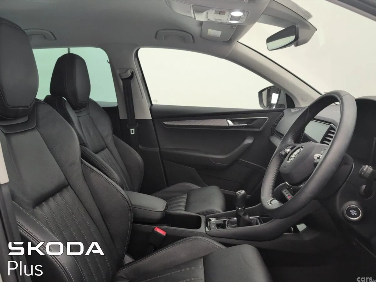 Skoda Karoq SUV, Petrol, 2024, Grey