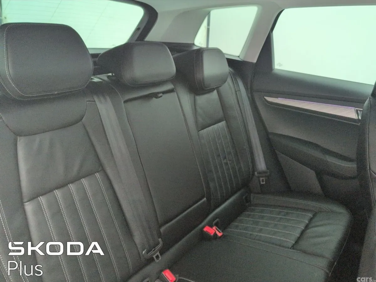 Skoda Karoq SUV, Petrol, 2024, Grey