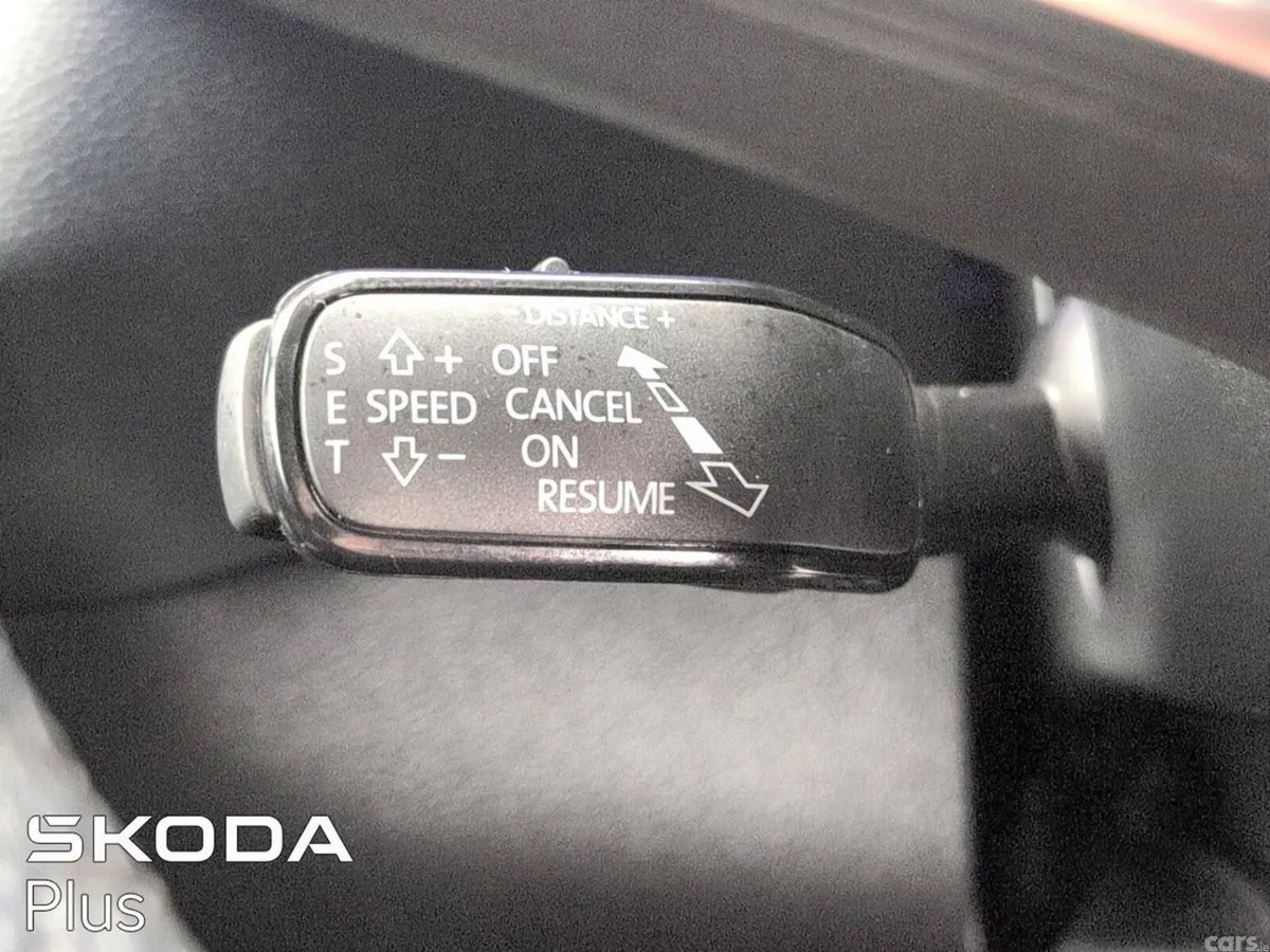 Skoda Karoq SUV, Diesel, 2024, Grey
