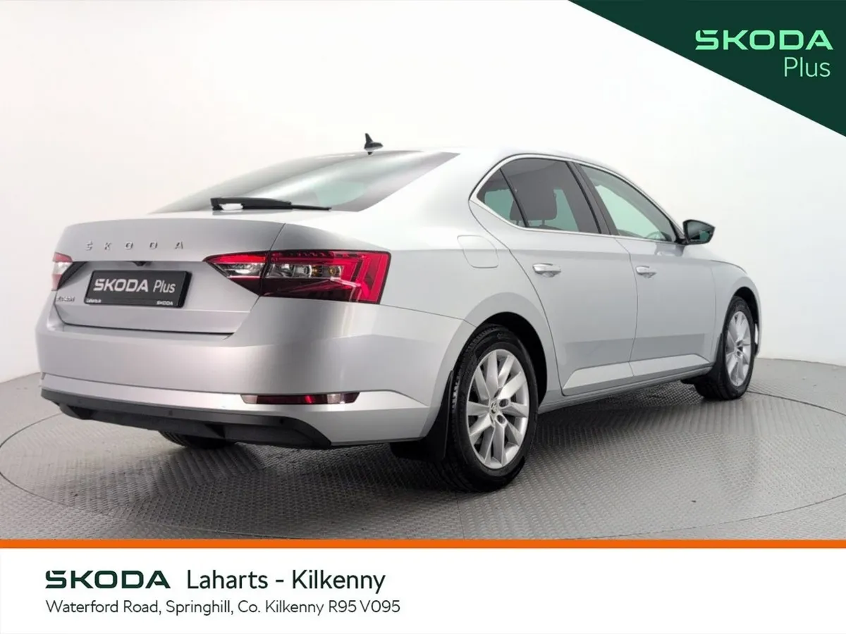 Skoda Superb Saloon, Diesel, 2024, Silver