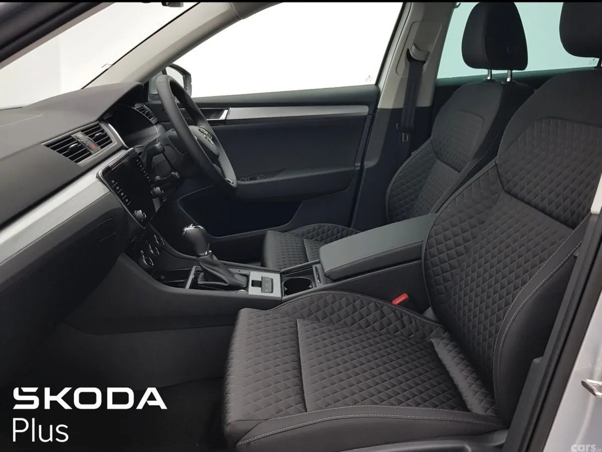 Skoda Superb Saloon, Diesel, 2024, Silver