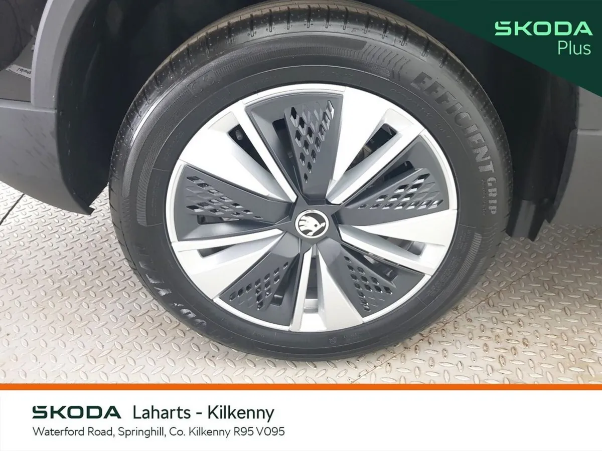 Skoda Karoq SUV, Diesel, 2023, Black