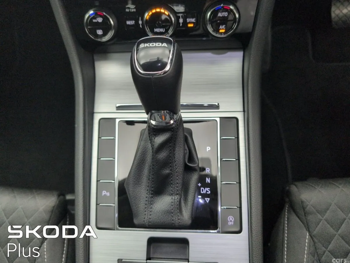 Skoda Superb Saloon, Diesel, 2024, Silver