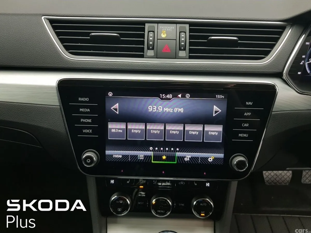 Skoda Superb Saloon, Diesel, 2024, Silver