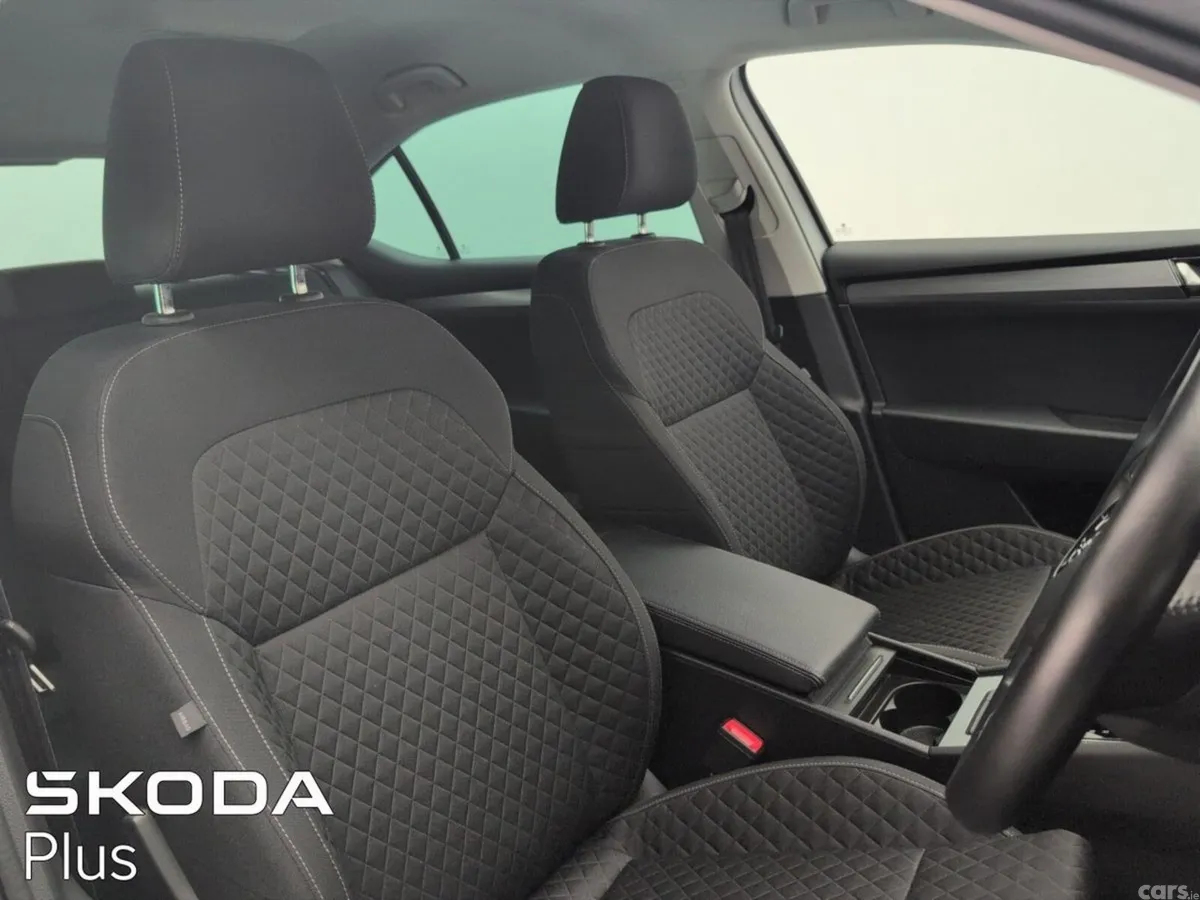 Skoda Superb Saloon, Diesel, 2024, Silver