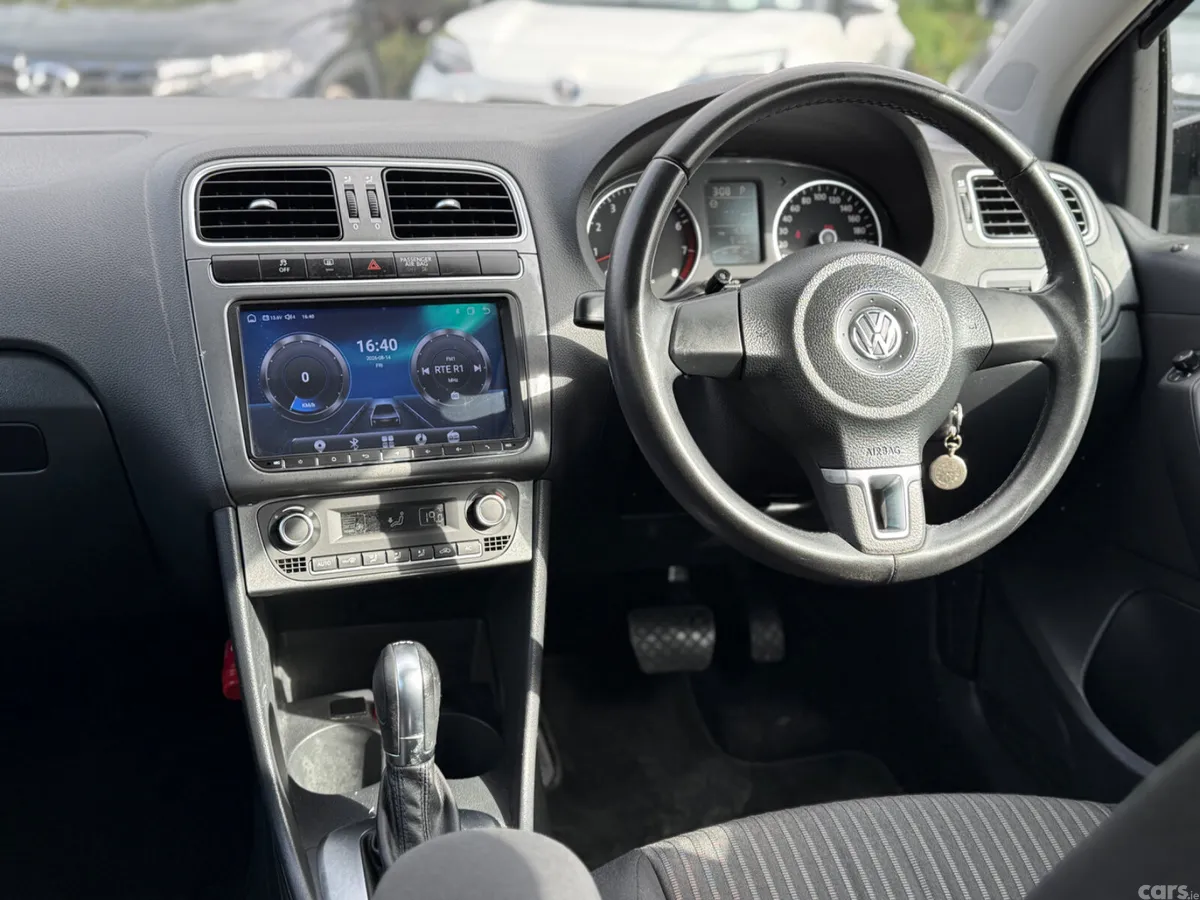 Volkswagen Polo Hatchback, Petrol, 2013, Black