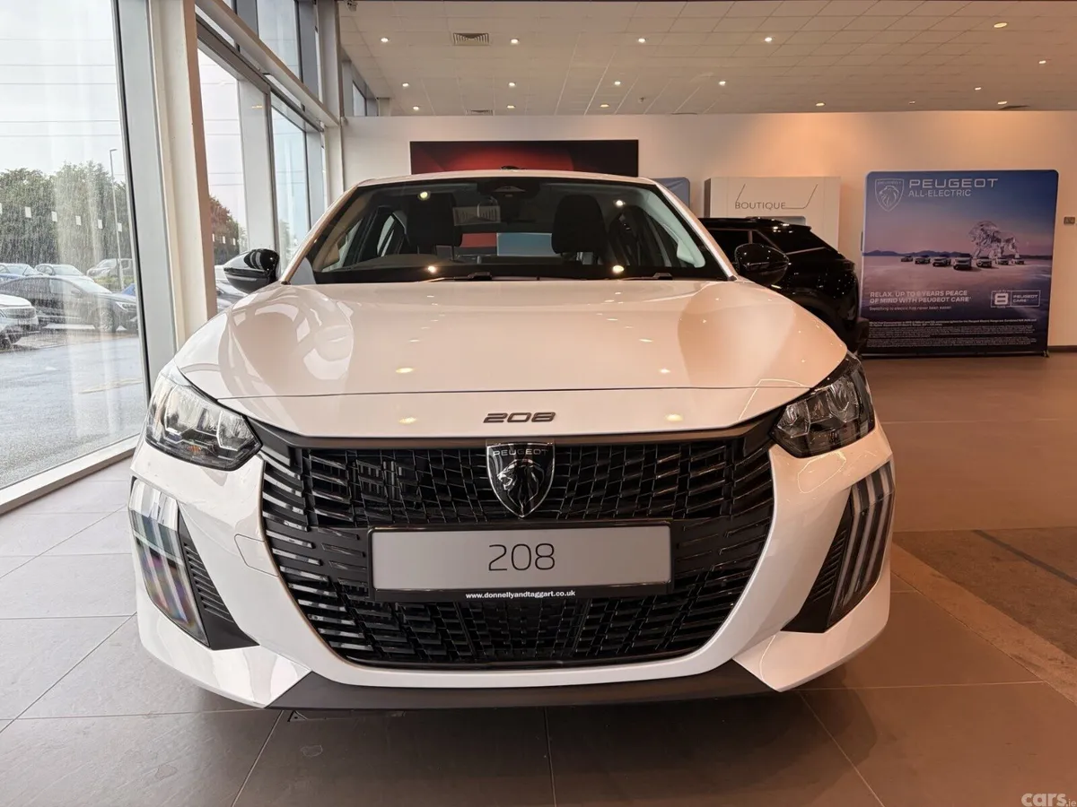 Peugeot 208 Hatchback, Petrol, 2026, 