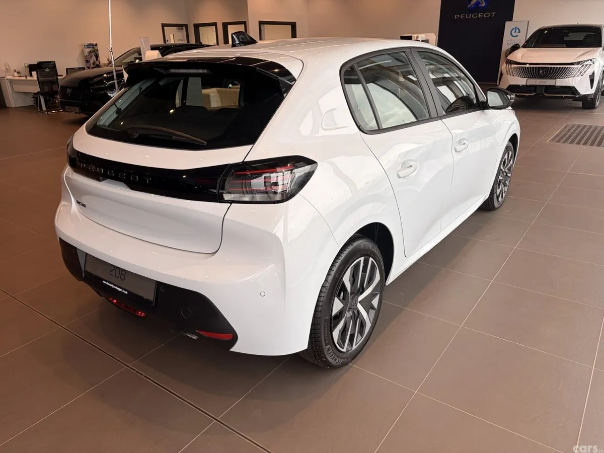Peugeot 208 Hatchback, Petrol, 2026, 