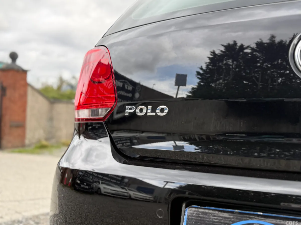 Volkswagen Polo Hatchback, Petrol, 2013, Black