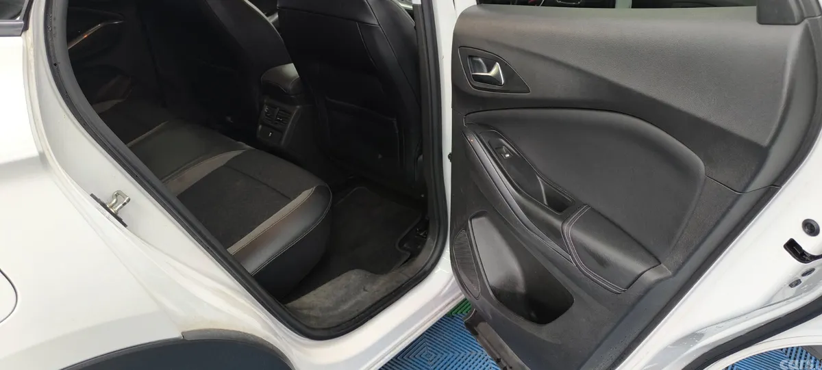 Opel Grandland X Hatchback, Diesel, 2019, White