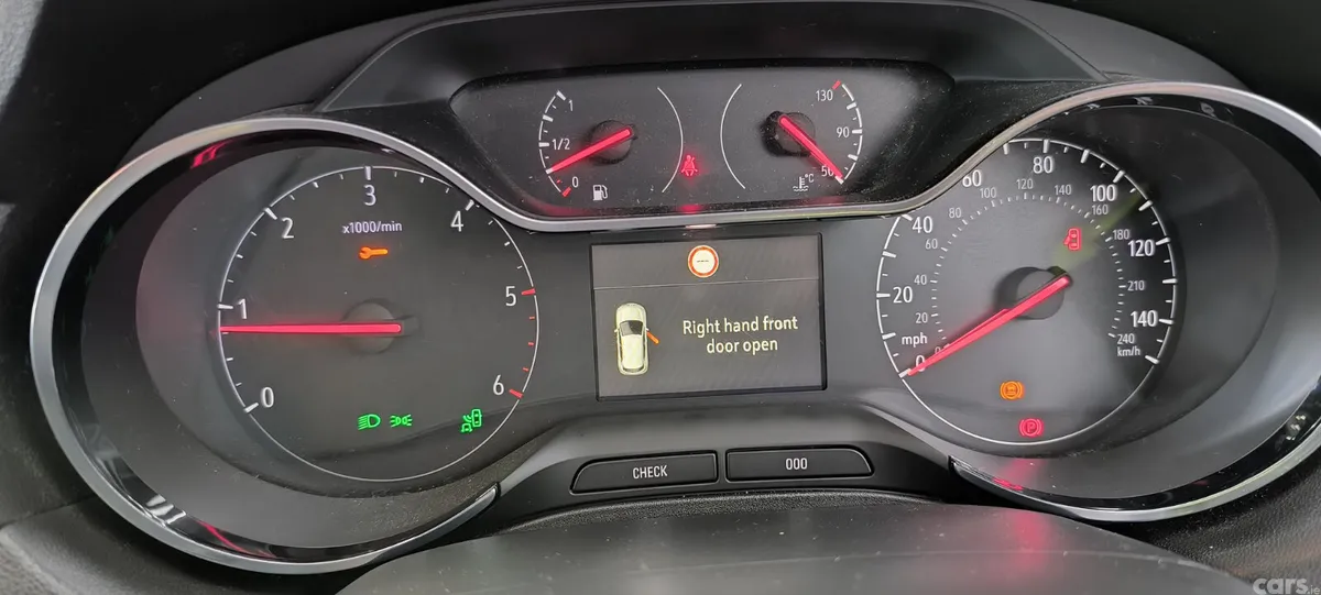 Opel Grandland X Hatchback, Diesel, 2019, White