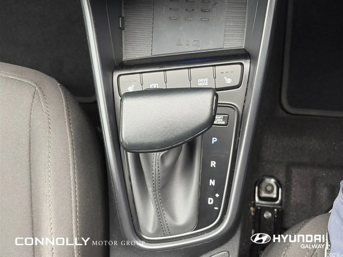 Hyundai Bayon Estate, Petrol, 2025, Red
