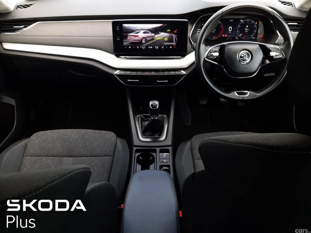 Skoda Octavia Saloon, Petrol, 2023, Black