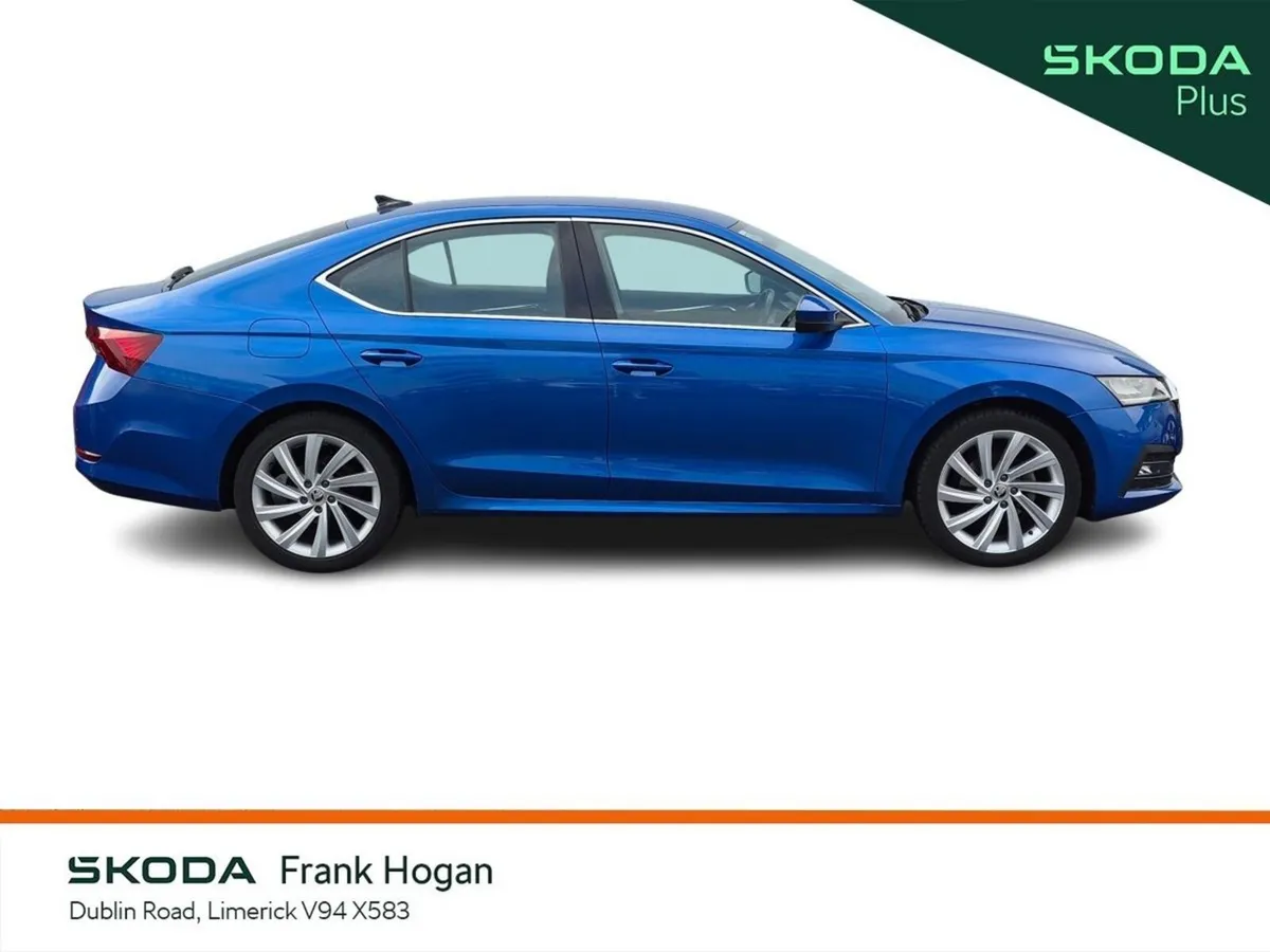Skoda Octavia Saloon, Diesel, 2023, Blue