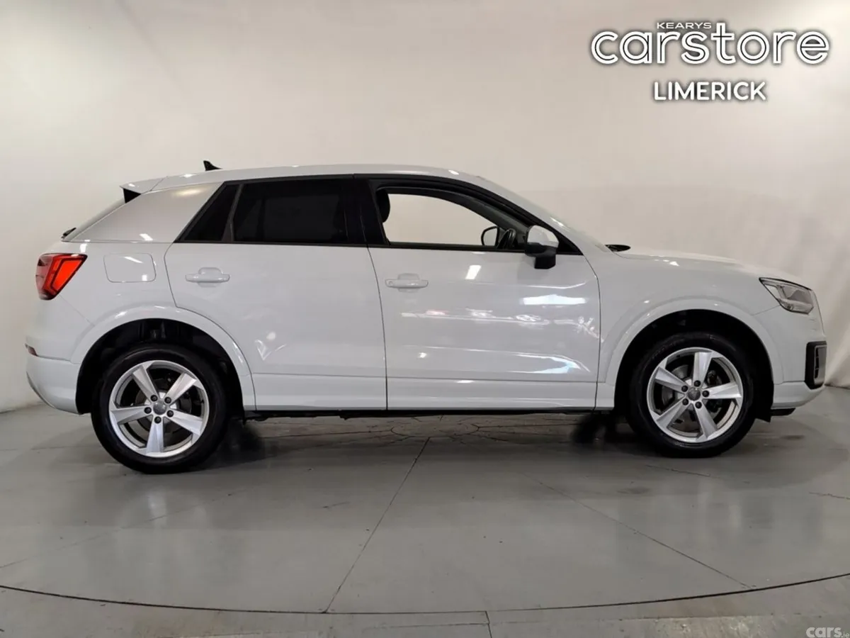 Audi Q2 SUV, Petrol, 2020, White