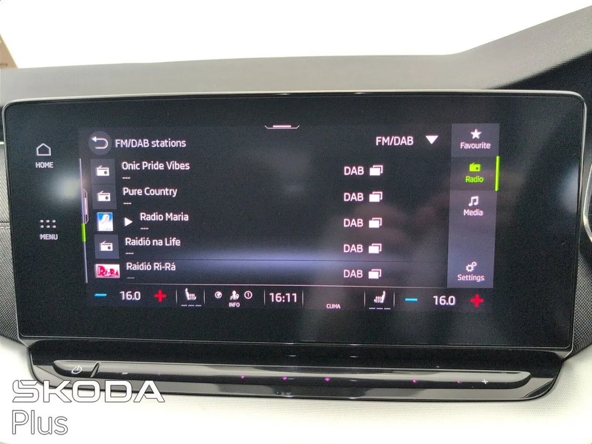 Skoda Octavia Saloon, Petrol, 2024, Black
