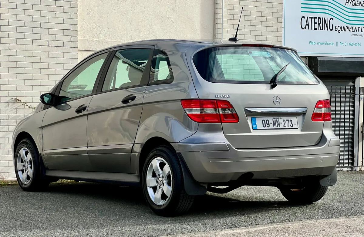 Mercedes-Benz B-Class MPV, Petrol, 2009, Grey