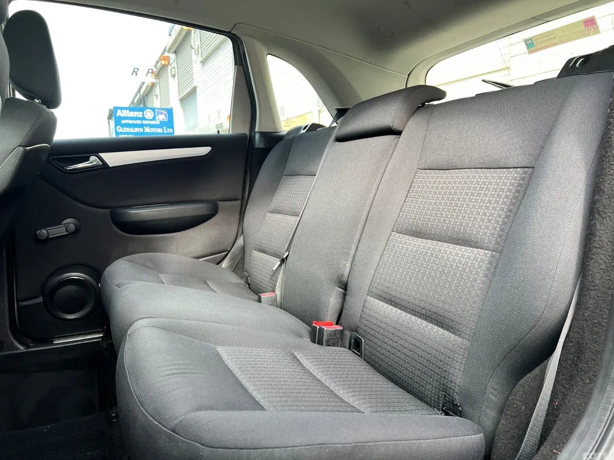 Mercedes-Benz B-Class MPV, Petrol, 2009, Grey