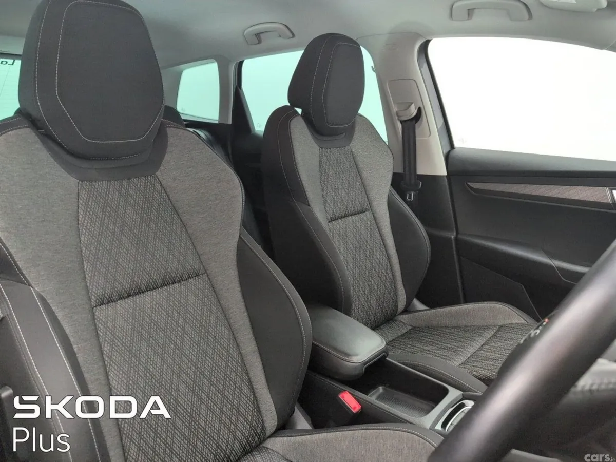 Skoda Karoq SUV, Diesel, 2024, Grey