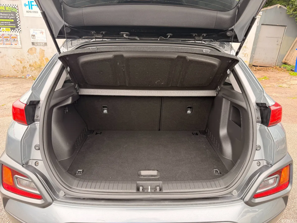 Hyundai KONA MPV, Diesel, 2019, Grey