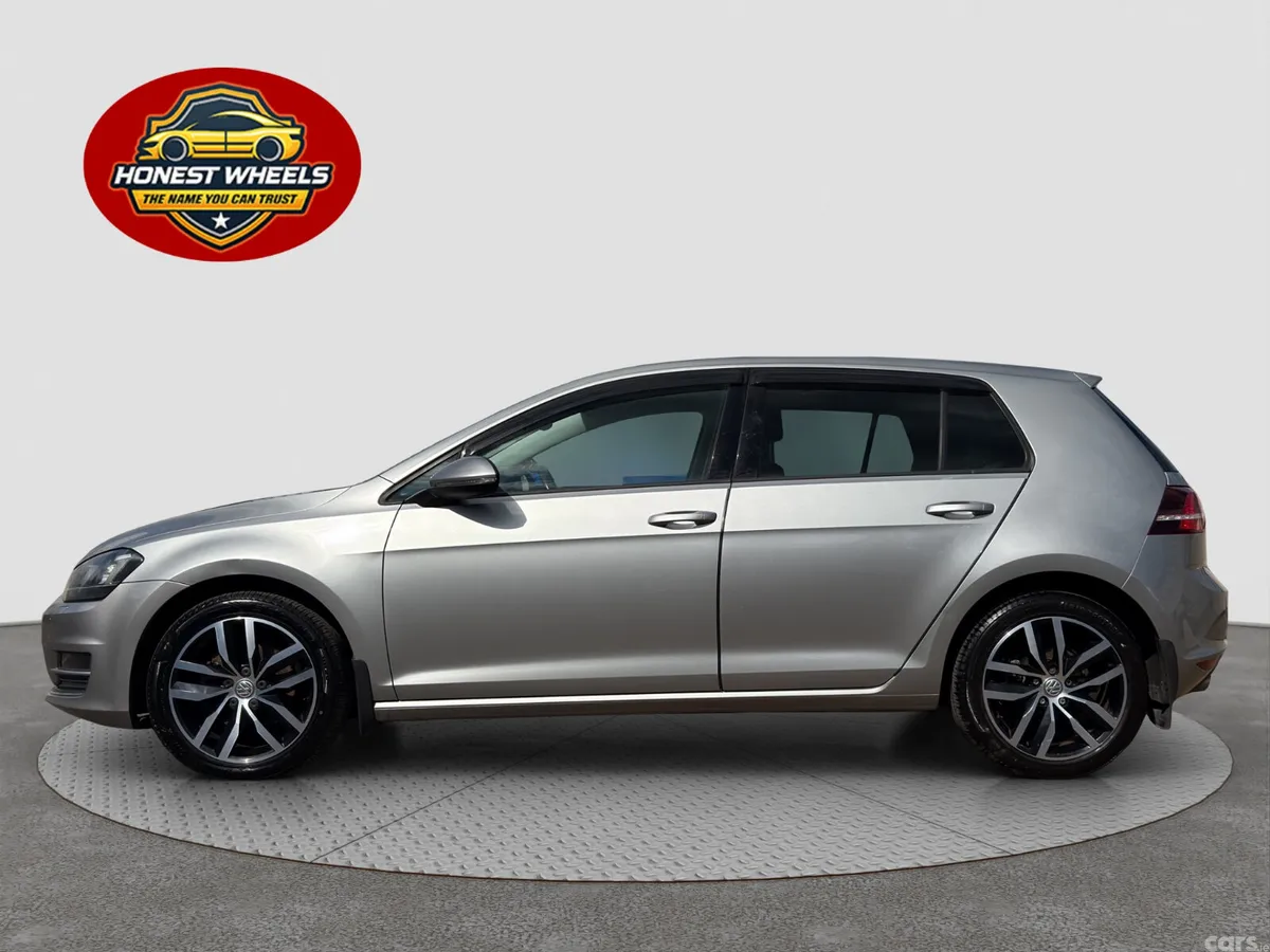 Volkswagen Golf Hatchback, Petrol, 2017, Silver