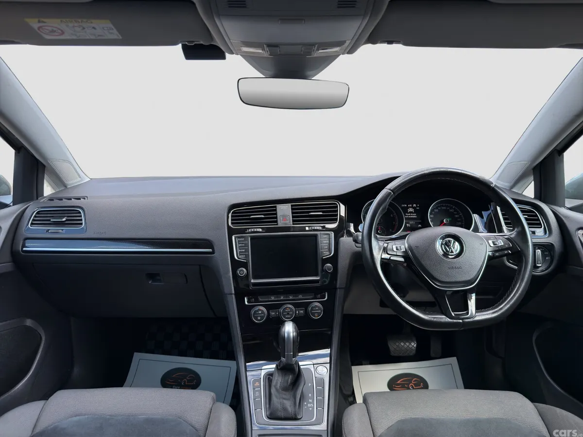 Volkswagen Golf Hatchback, Petrol, 2017, Silver
