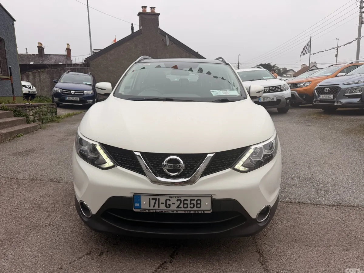 Nissan Qashqai SUV, Diesel, 2017, White
