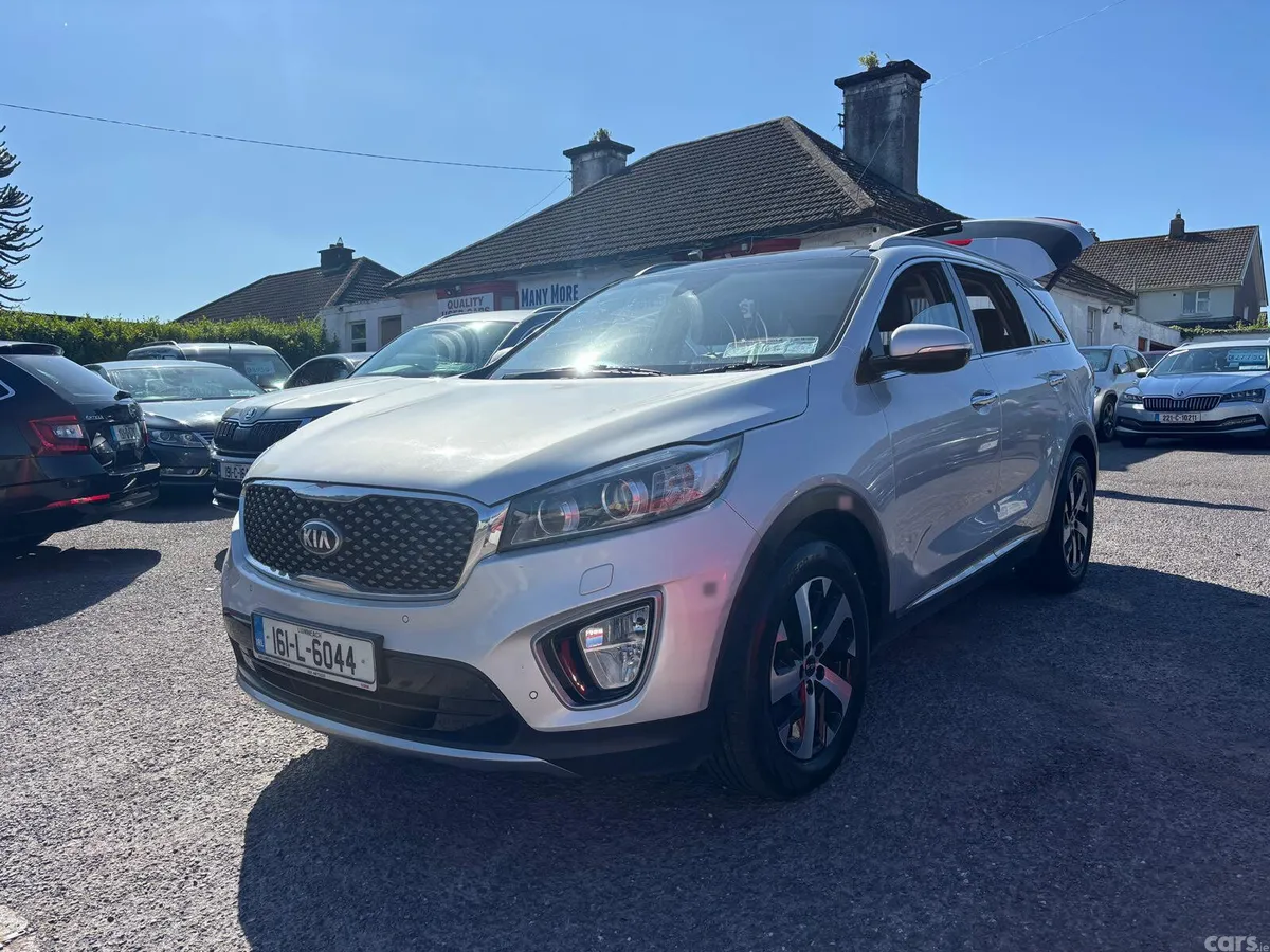 Kia Sorento SUV, Diesel, 2016, Silver