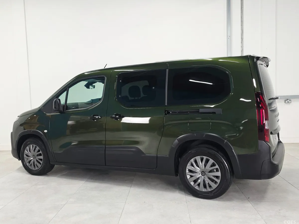 Peugeot Rifter MPV, Electric, 2025, Green