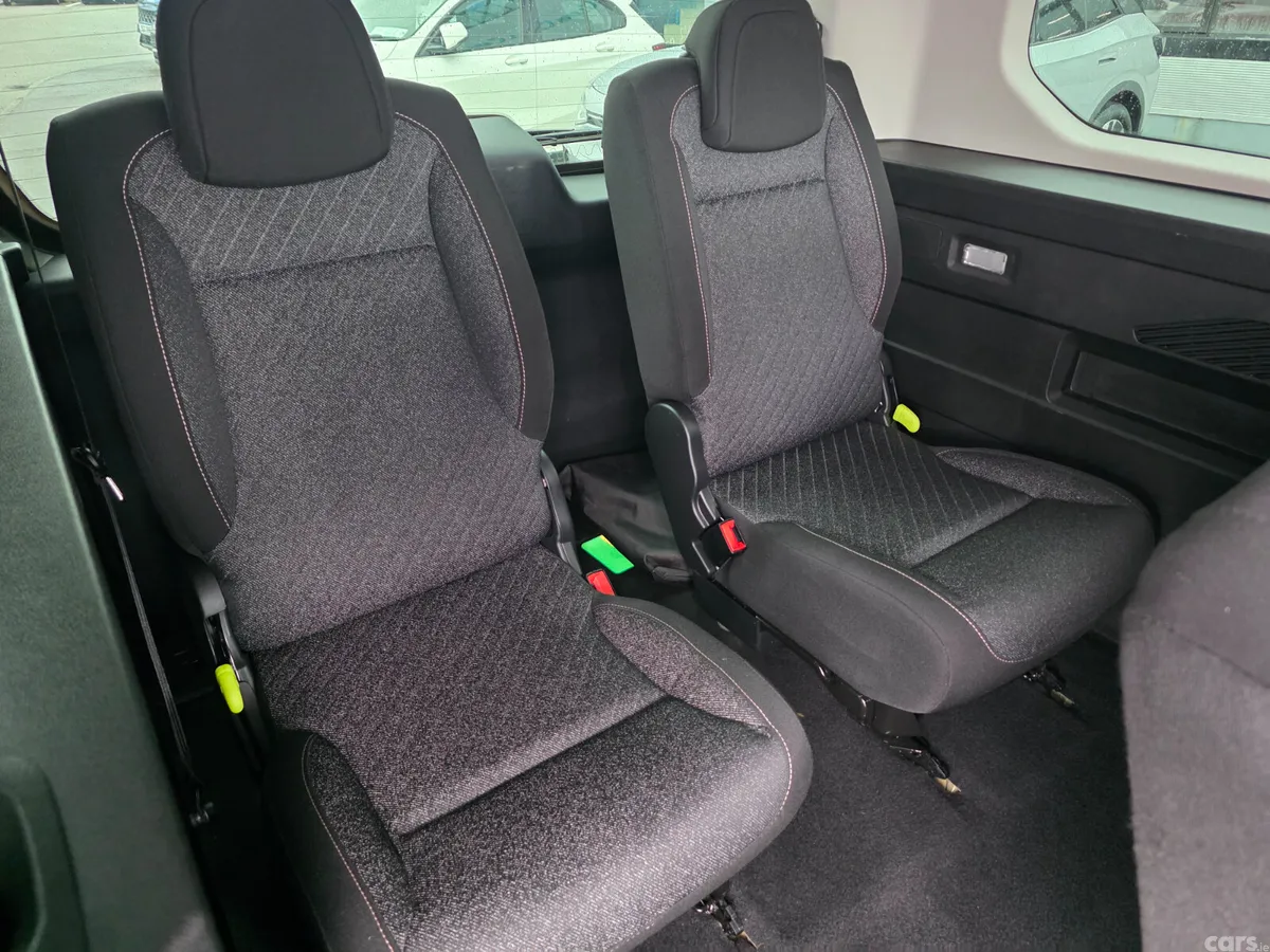 Peugeot Rifter MPV, Electric, 2025, Green