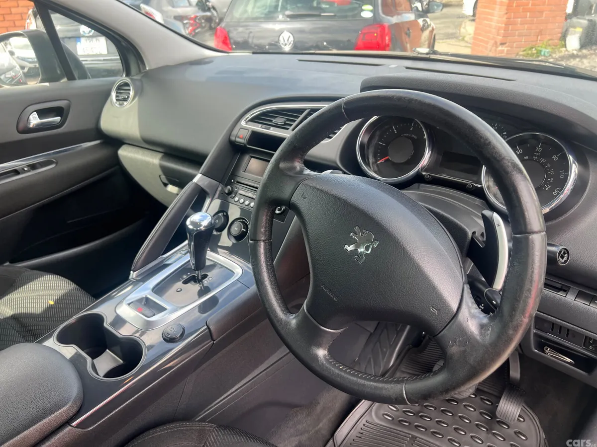 Peugeot 3008 MPV, Diesel, 2010, Grey