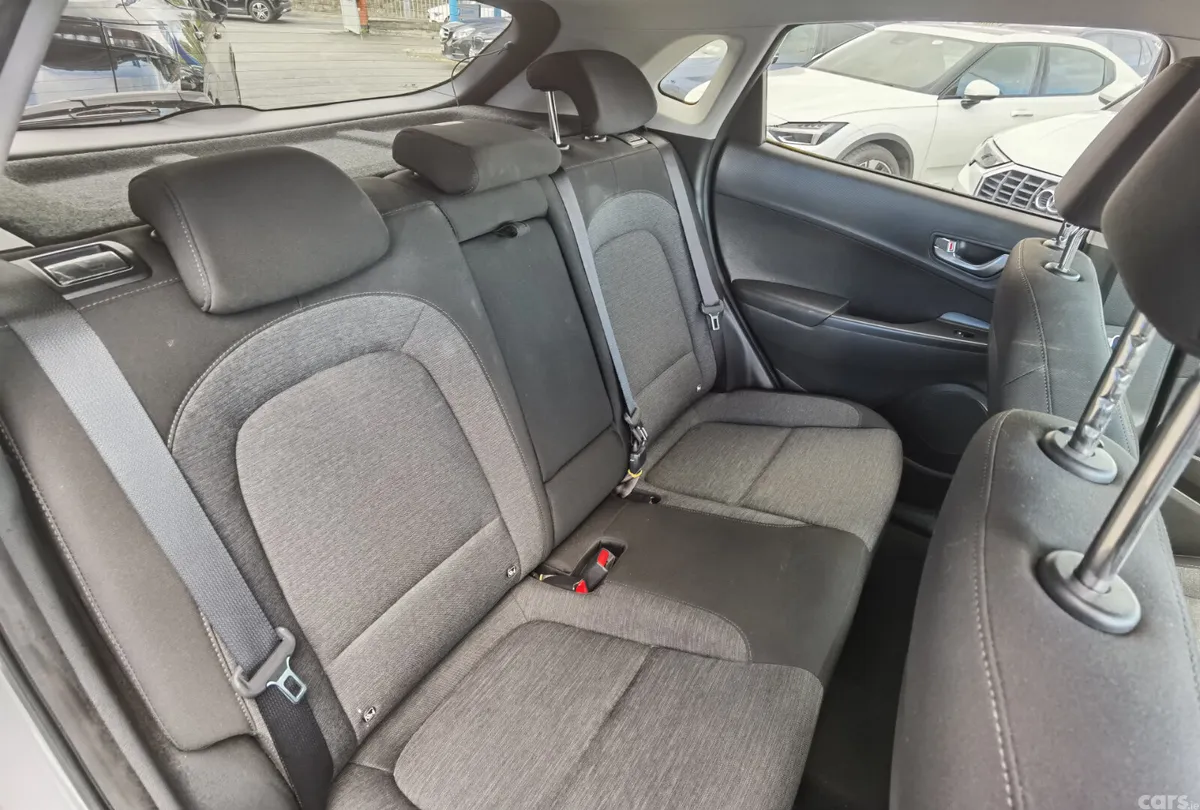 Hyundai KONA Hatchback, Electric, 2022, Grey