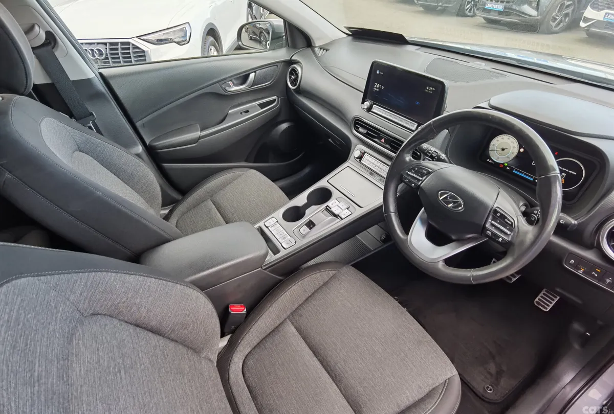 Hyundai KONA Hatchback, Electric, 2022, Grey