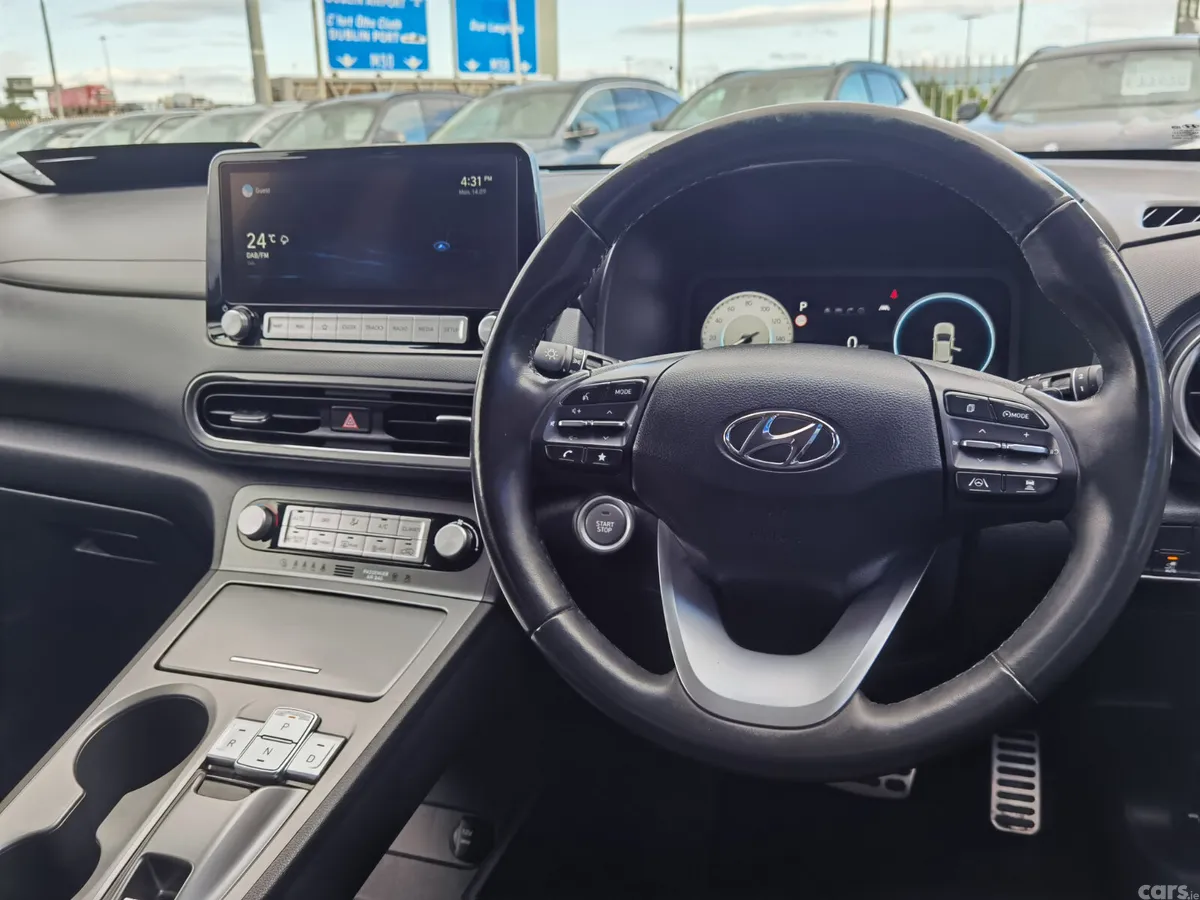 Hyundai KONA Hatchback, Electric, 2022, Grey
