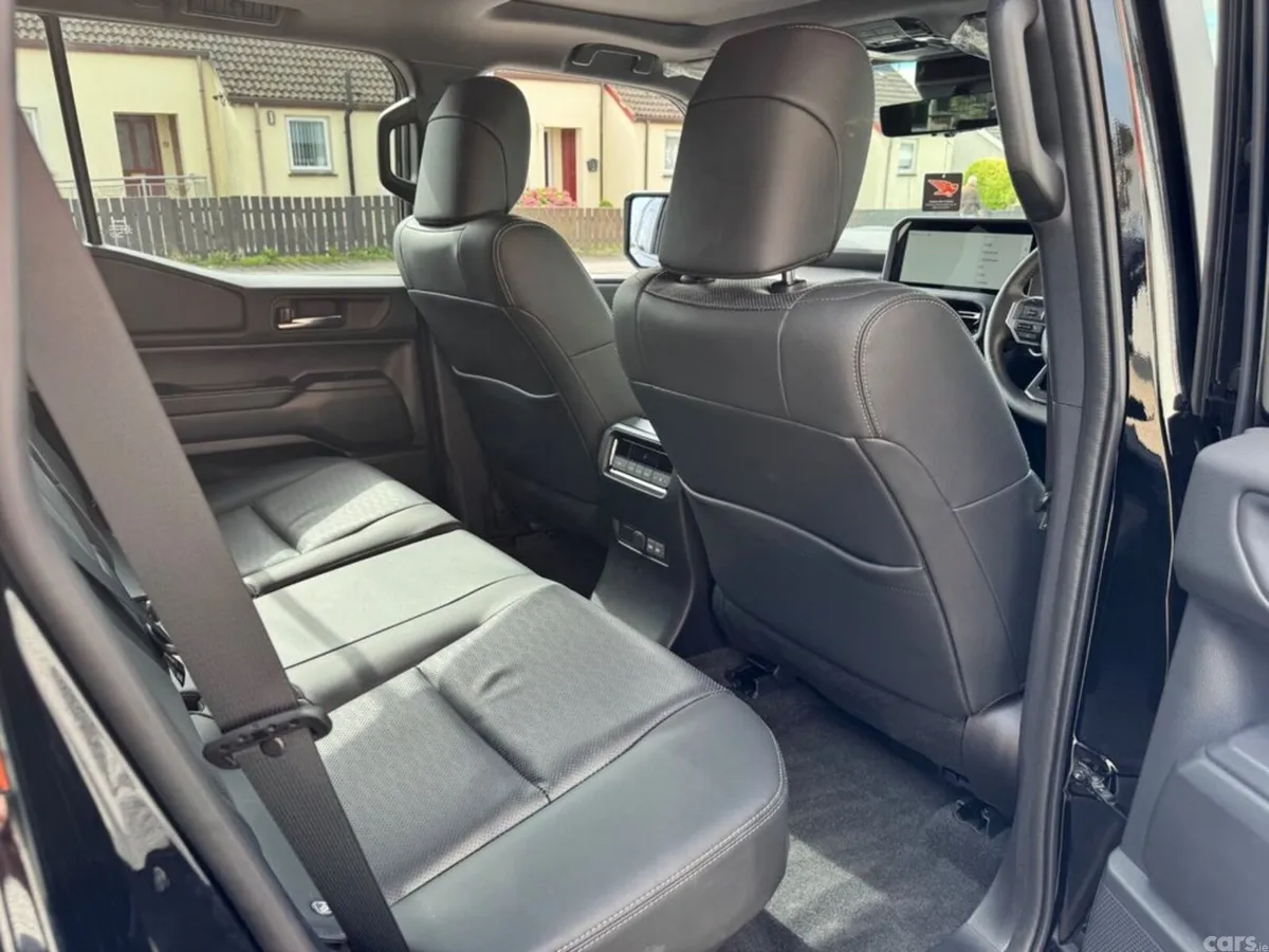 Toyota Land Cruiser Estate, 2026, 