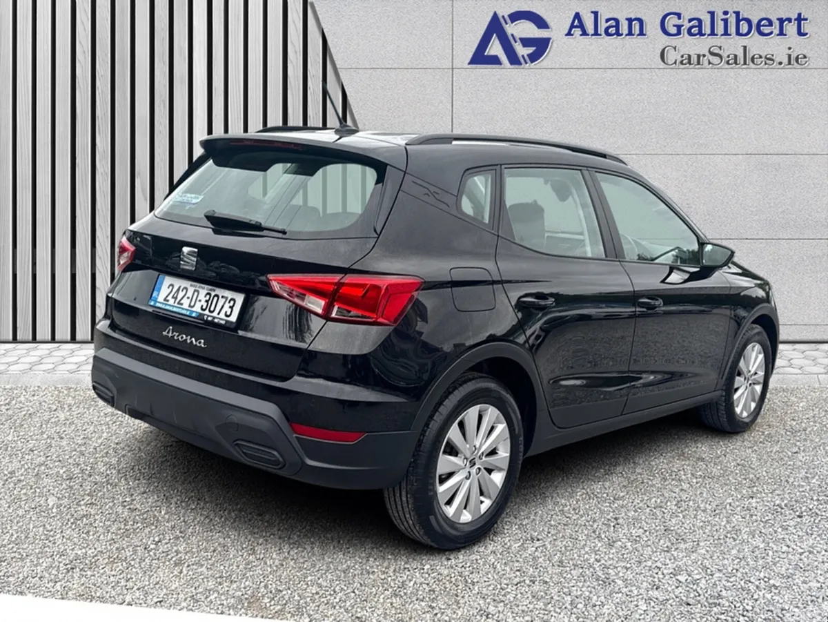 SEAT Arona Hatchback, Petrol, 2024, Black