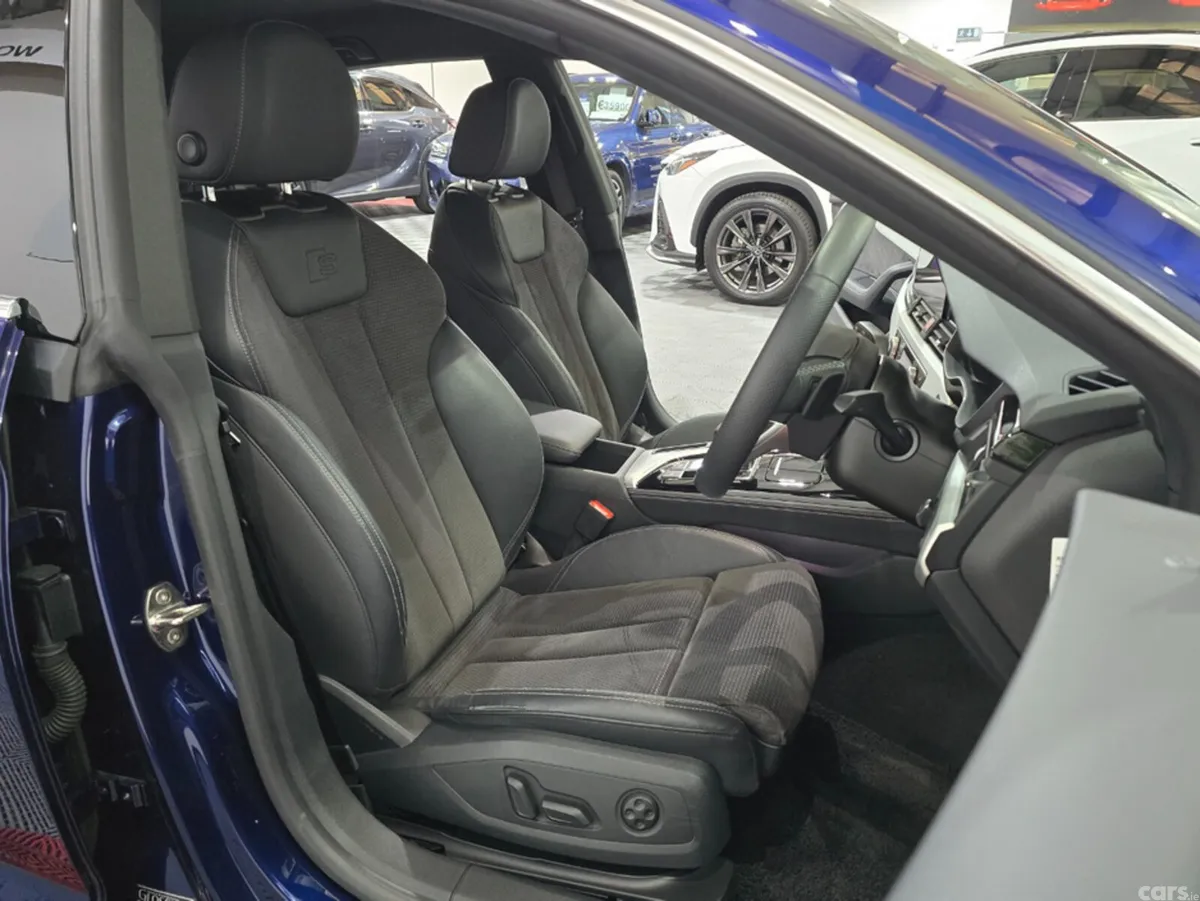 Audi A5 Hatchback, Diesel, 2021, Blue