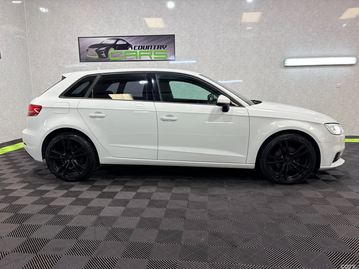 Audi A3 Hatchback, Diesel, 2017, White