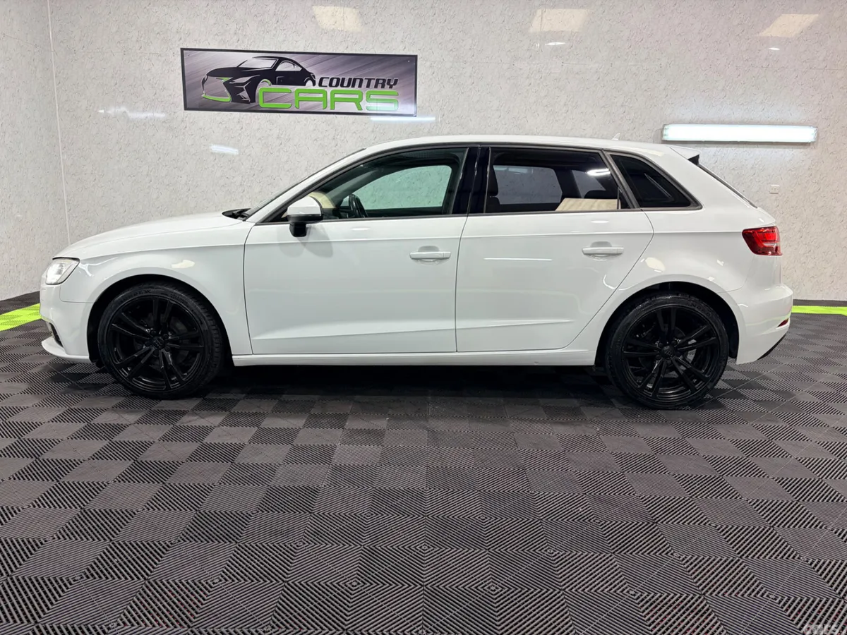 Audi A3 Hatchback, Diesel, 2017, White