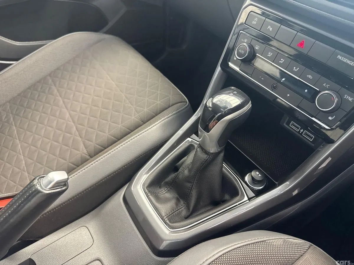 Volkswagen T-Cross Hatchback, Diesel, 2020, Grey