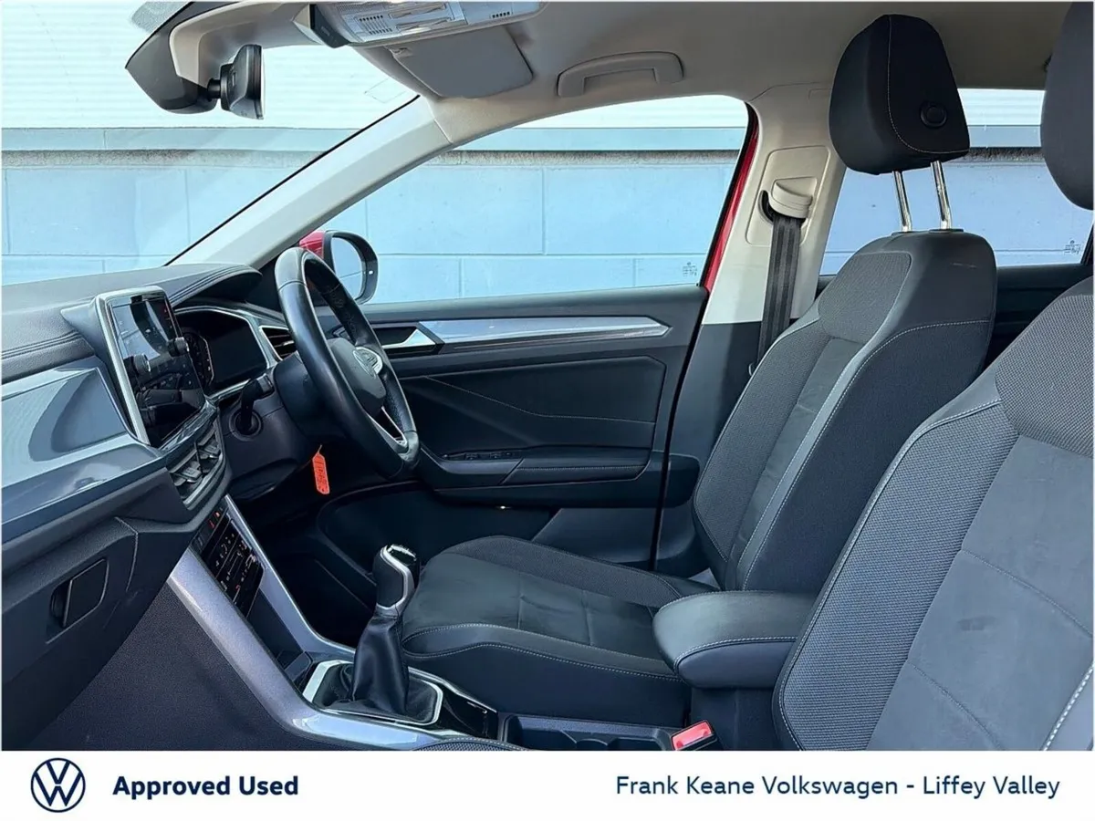 Volkswagen T-Roc SUV, Petrol, 2023, Red